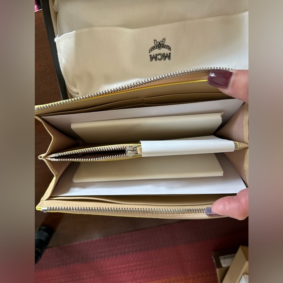 MCM Klara Monogram Wallet Wristlet - Picture 12 of 13